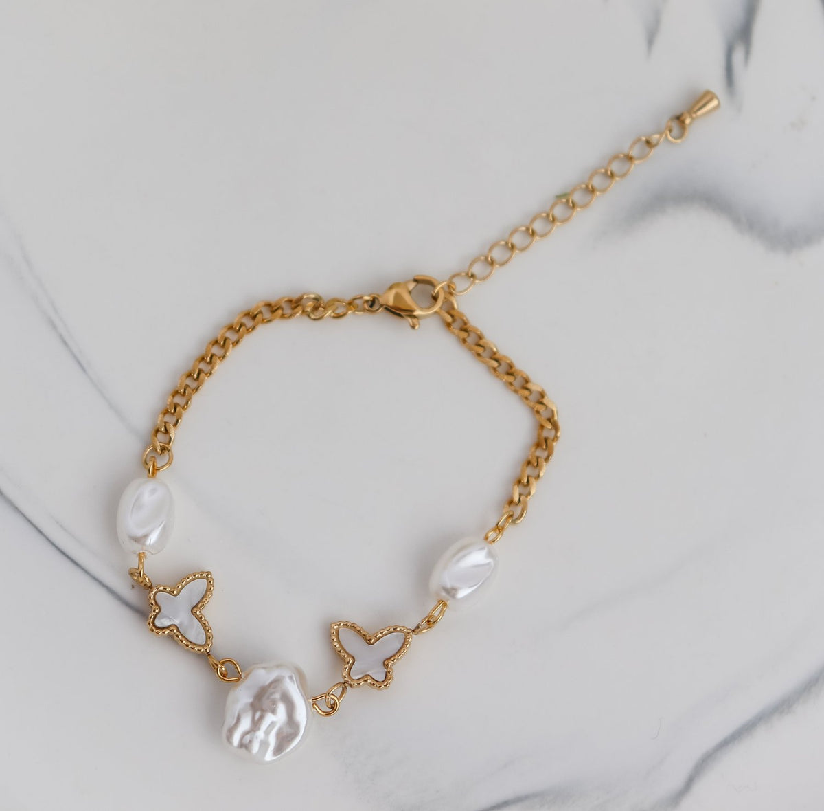 2 Butterflies & Pearls Bracelet