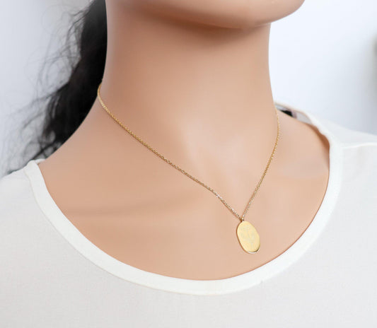 Irregular Oval Birth Month Flower Necklace