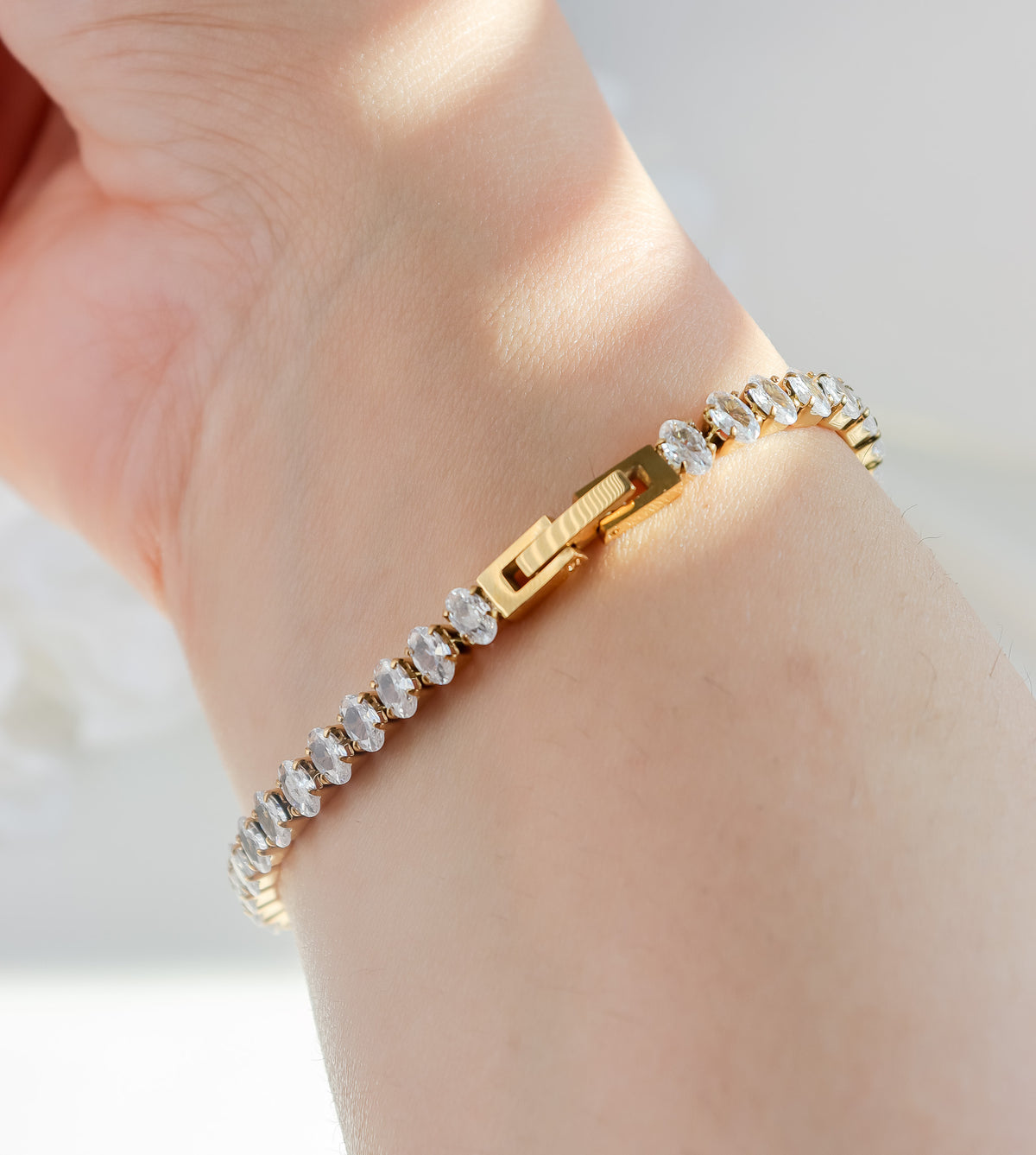 Oval Cut Gem Bracelet