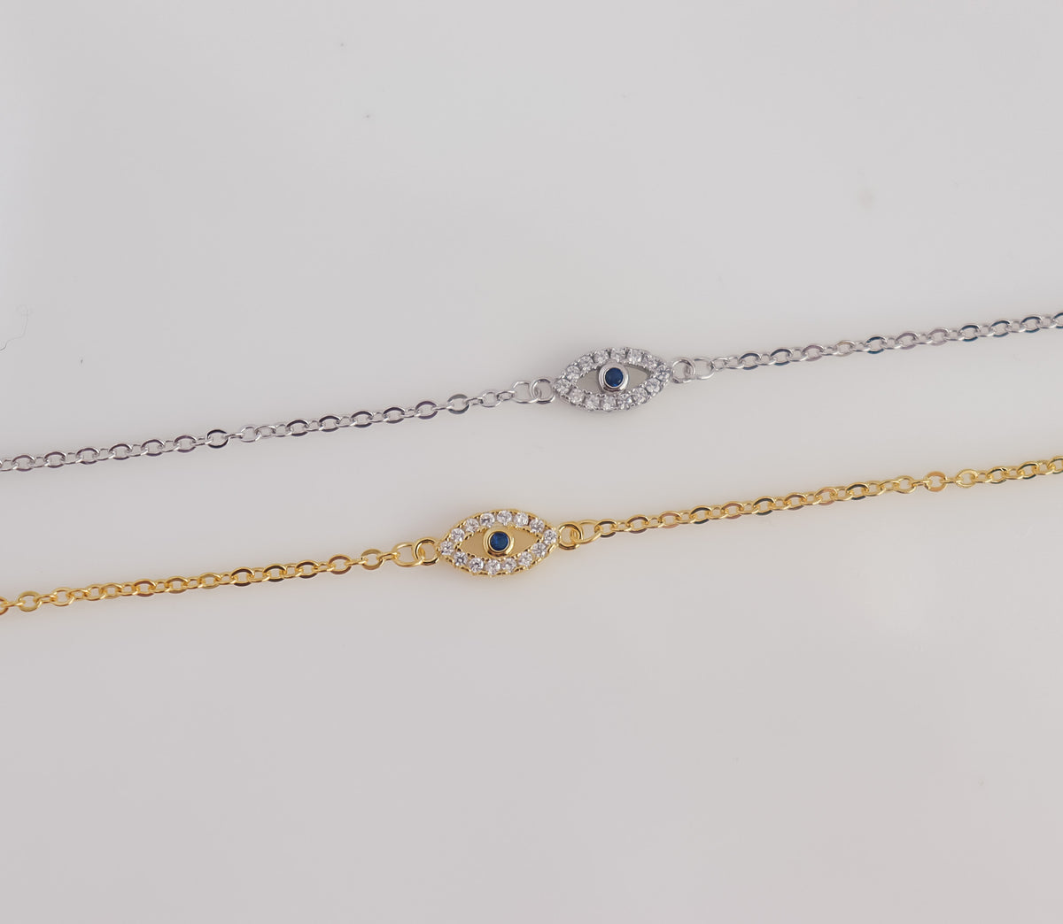 Studded Evil Eye Simple Chain Bracelet
