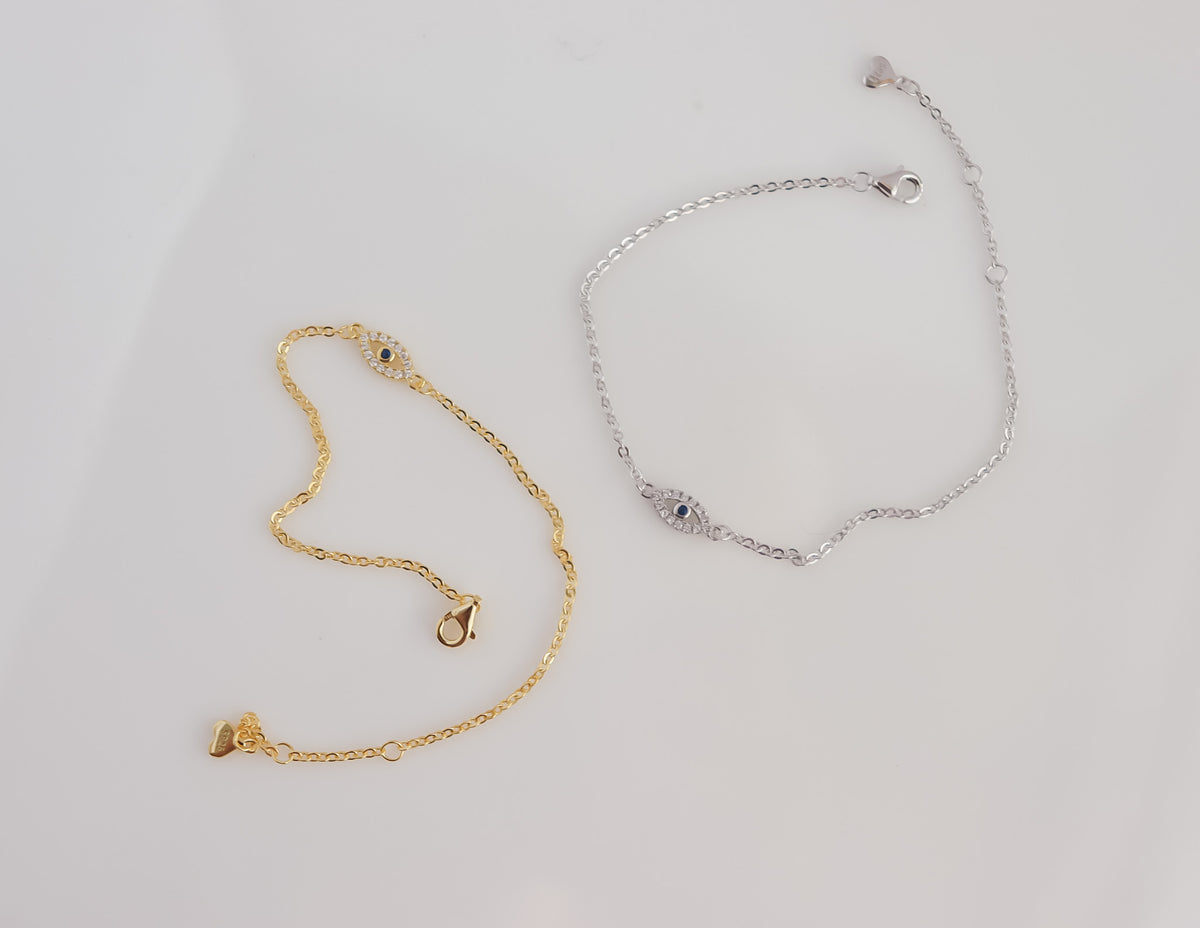 Studded Evil Eye Simple Chain Bracelet