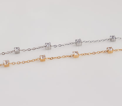 Simple Stud Bracelet