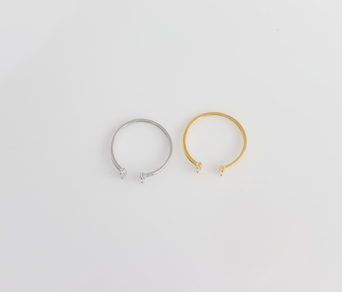 Zircon Mini Column Ring