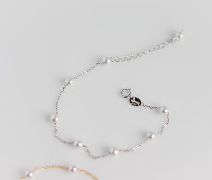 Circle Pearl Bracelet