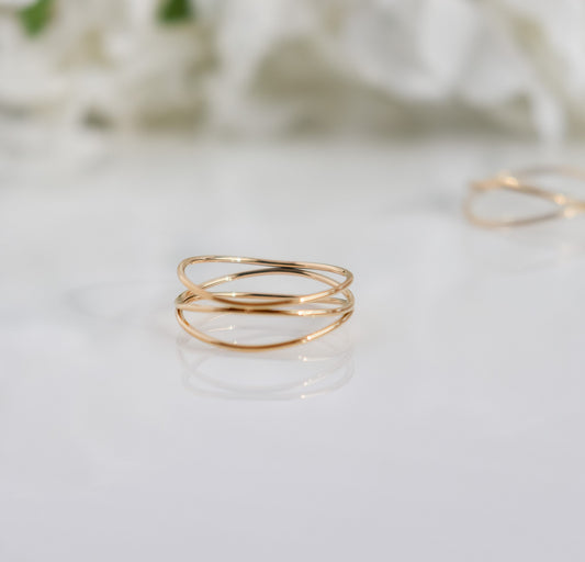 Wired Criss Cross Ring I Stackable Ring I Minimalist Ring I Gift for Girlfriend I Ring For Women I Christmas Gift I Simple Ring