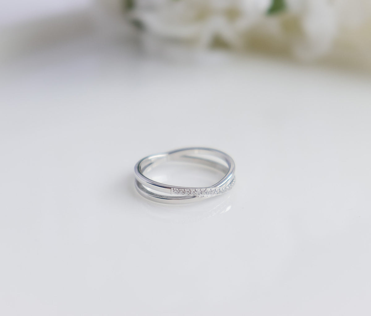 Criss Cross Ring I Studded Ring I Stackable Ring I Minimalist Ring I Gift for Girlfriend I Ring For Women I Christmas Gift I