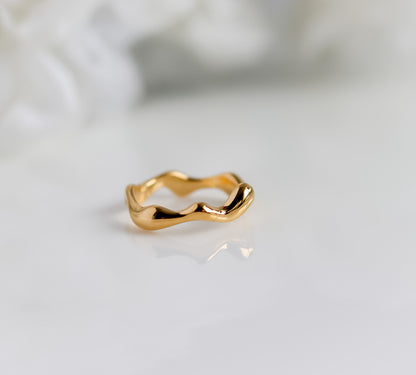 Wavey Ring I Wave Ring | Curvy Ring | Statement Ring | Water Element Ring | Twisted Ring | Bridesmaid Gift | Minimalist Ring For women