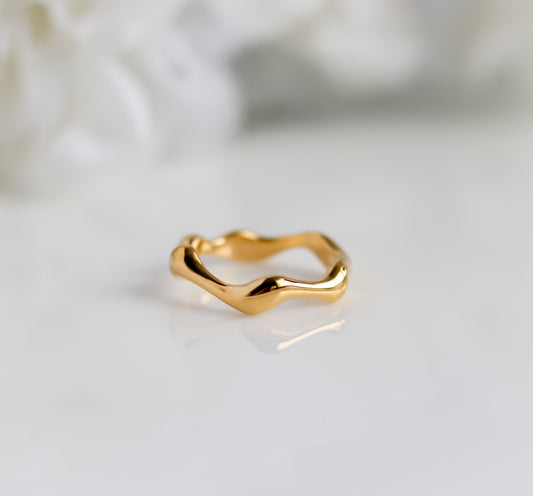 Wavey Ring I Wave Ring | Curvy Ring | Statement Ring | Water Element Ring | Twisted Ring | Bridesmaid Gift | Minimalist Ring For women