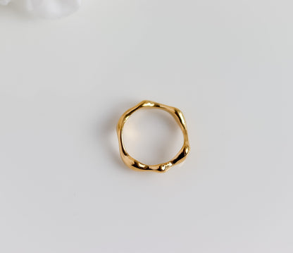 Wavey Ring I Wave Ring | Curvy Ring | Statement Ring | Water Element Ring | Twisted Ring | Bridesmaid Gift | Minimalist Ring For women