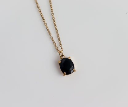Black Pendant Necklace I Statement Black Enamel I Delicate Layering I Minimalist Wedding Jewelry I Bridal Shower Gift I Oval Onyx Necklace