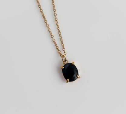 Black Pendant Necklace I Statement Black Enamel I Delicate Layering I Minimalist Wedding Jewelry I Bridal Shower Gift I Oval Onyx Necklace