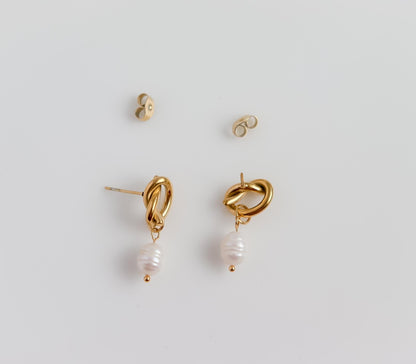Love Knot Pearl Earring | Twisted Pearl Earring | Minimal Earring | Gold earring | Earring For Her | Bridesmaid Gifts | Bridal Shower