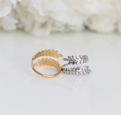 Leaf Ring | Feather Ring | Gold Ring | Leaf Signet Ring | Stackable Ring | Resizable Ring | Gift for Her | Ring For Her | Christmas Gift