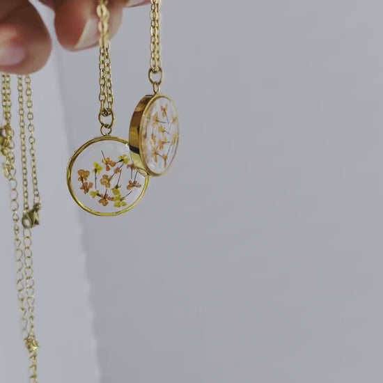 Mini Pressed Birth Month Flower Necklace | Dainty Birth Flower I Birth Month Necklace I Round Pedant I Flower Necklace, Flower Birth Month