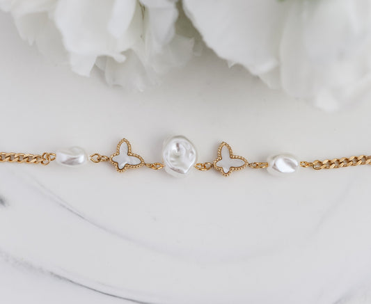 2 Butterflies & Pearls Bracelet