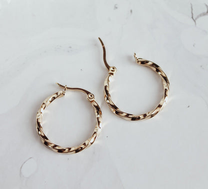 Twist Hoop Earring