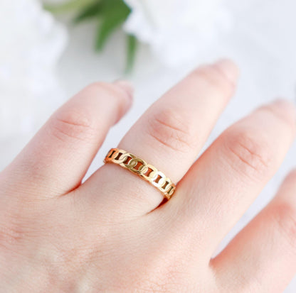 Minimal Chain Link Band