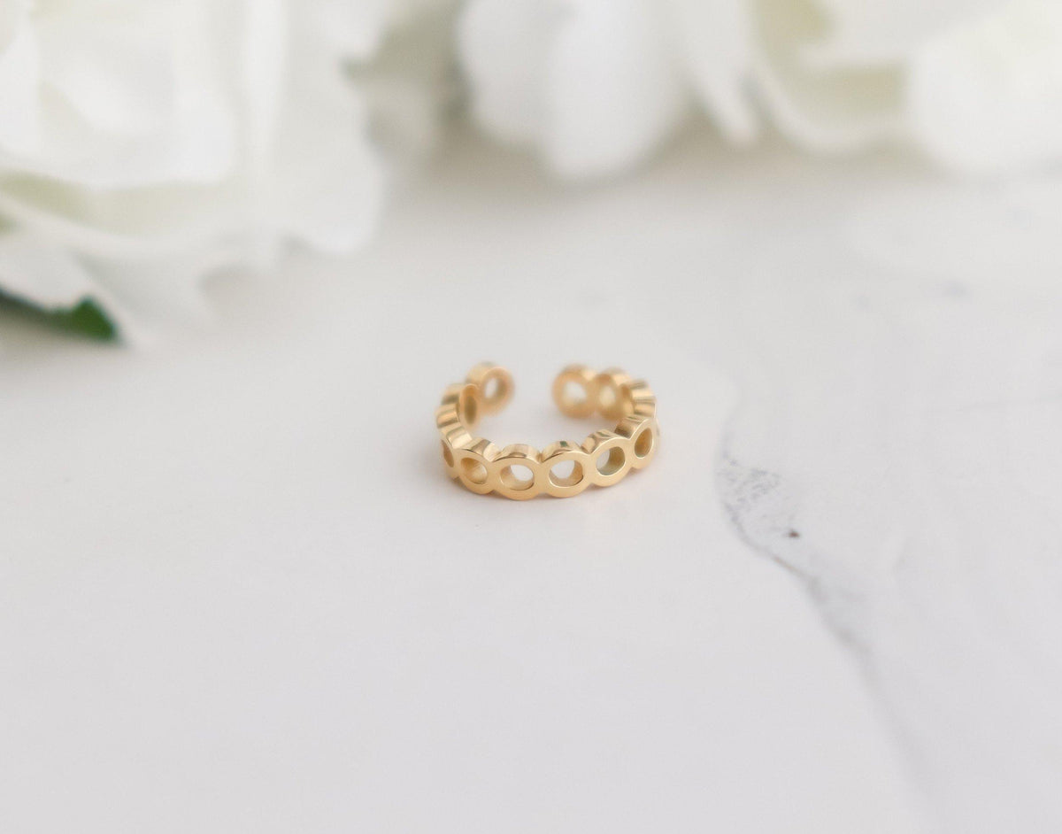 Mini Circle Ear Cuff Earring