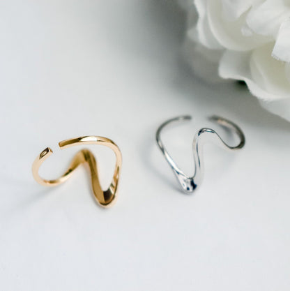 Large Wave Ring