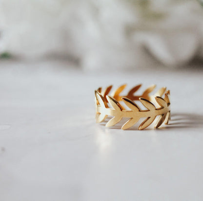 Leaf Vine Ring