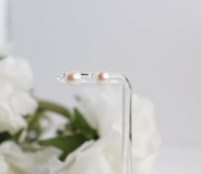 Fresh Pearl Stud Earrings