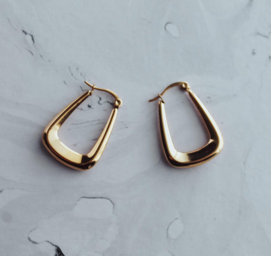 Squared U Hoop Earrings