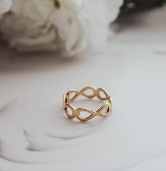 Inifinity Link Ring
