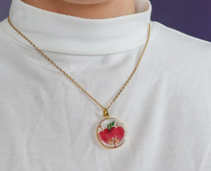 Horoscope Pressed Flower Pendant Necklace with Gold Flakes