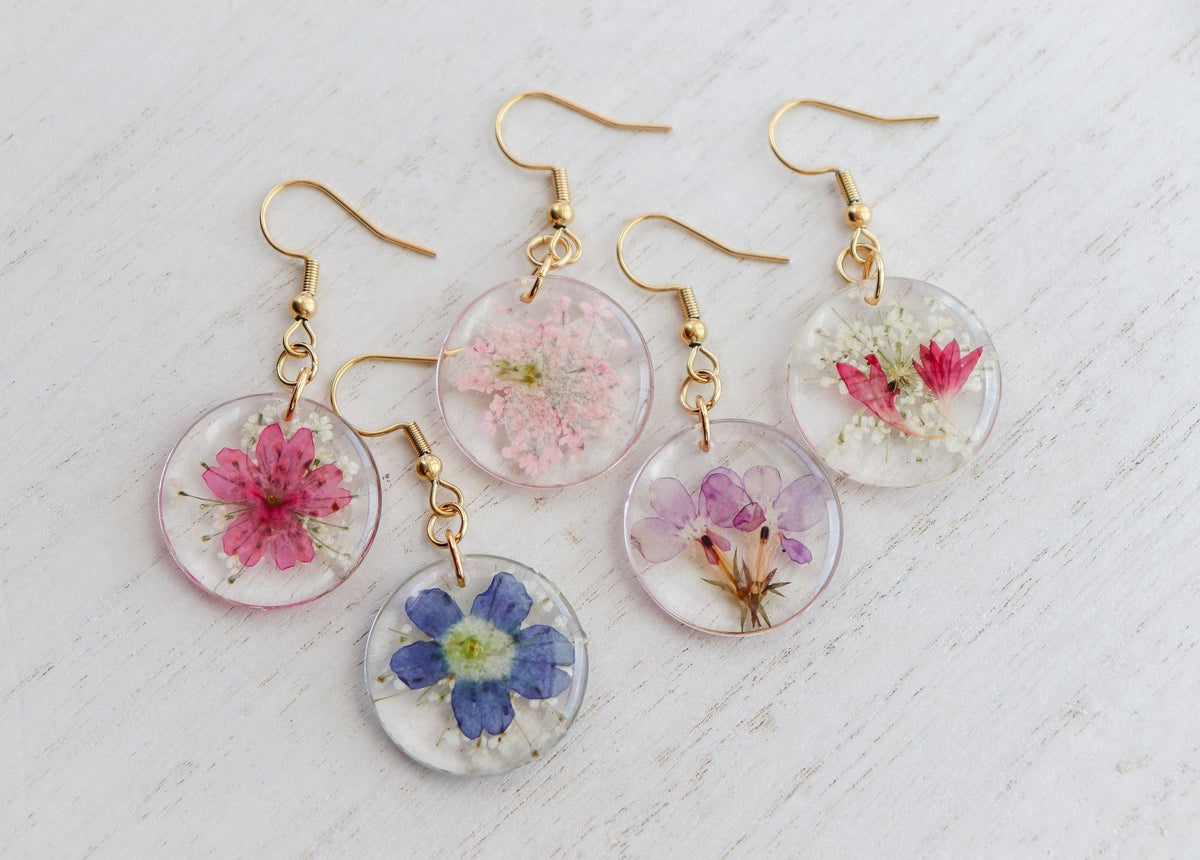 Round Resin Pressed Flower Dangle Earring
