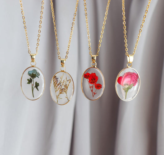 Oval Resin Pressed Flower Necklace