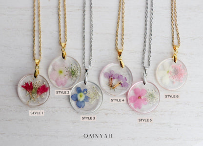Rimless Circle Pressed Flower Necklace